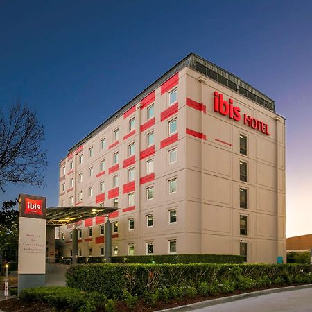 Ibis Sydney Airport Hotel Exterior photo